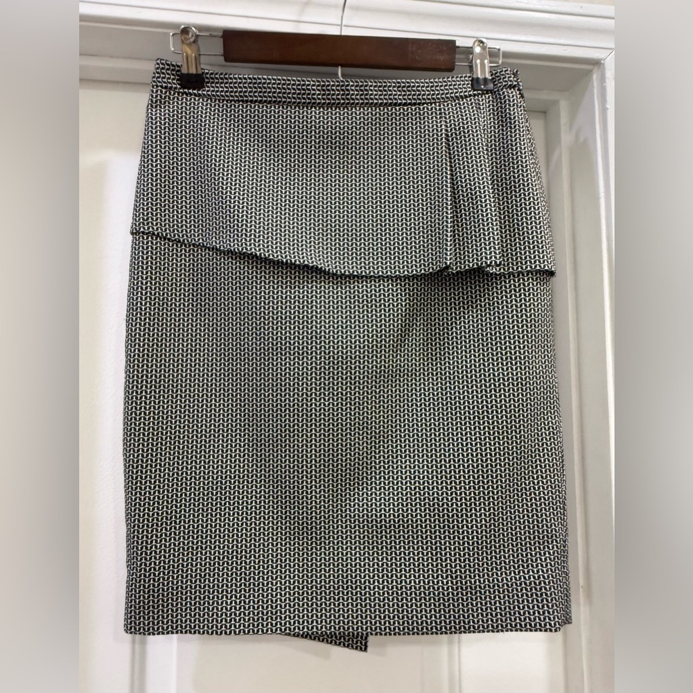The Limited Black & White Patterned Pencil Skirt Size 2